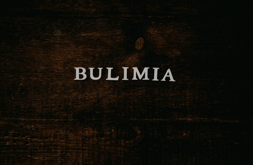 Subtle Signs of Bulimia